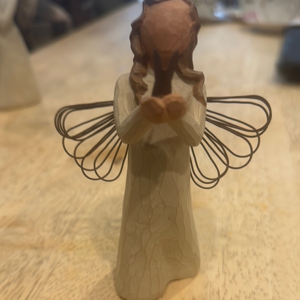Willow tree  figurine - Angel of freedom